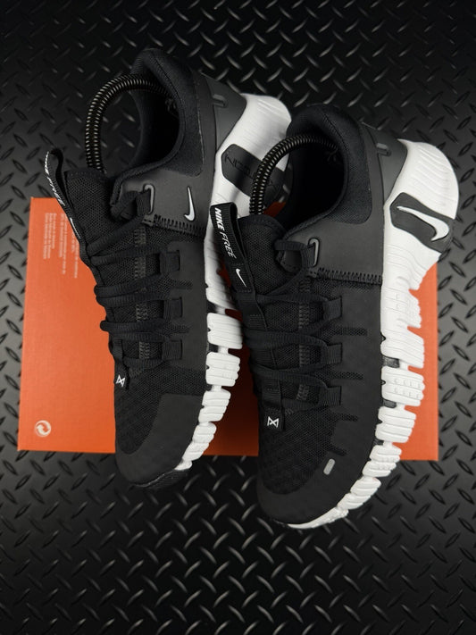 Nike Free Metcon 5 Hyperlift Gym Trainers ‘Black White’ Brand New Women’s UK 4
