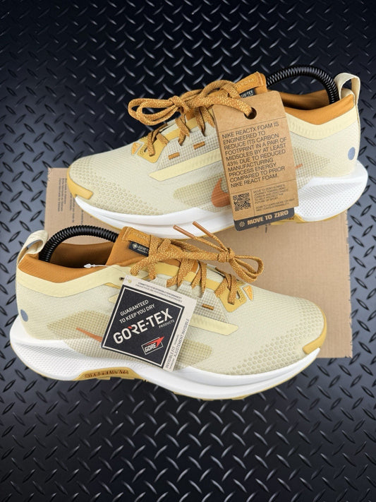 Nike Pegasus Trail 5 Gore-Tex ‘Team Gold’ Running Trainers Brand New UK 7