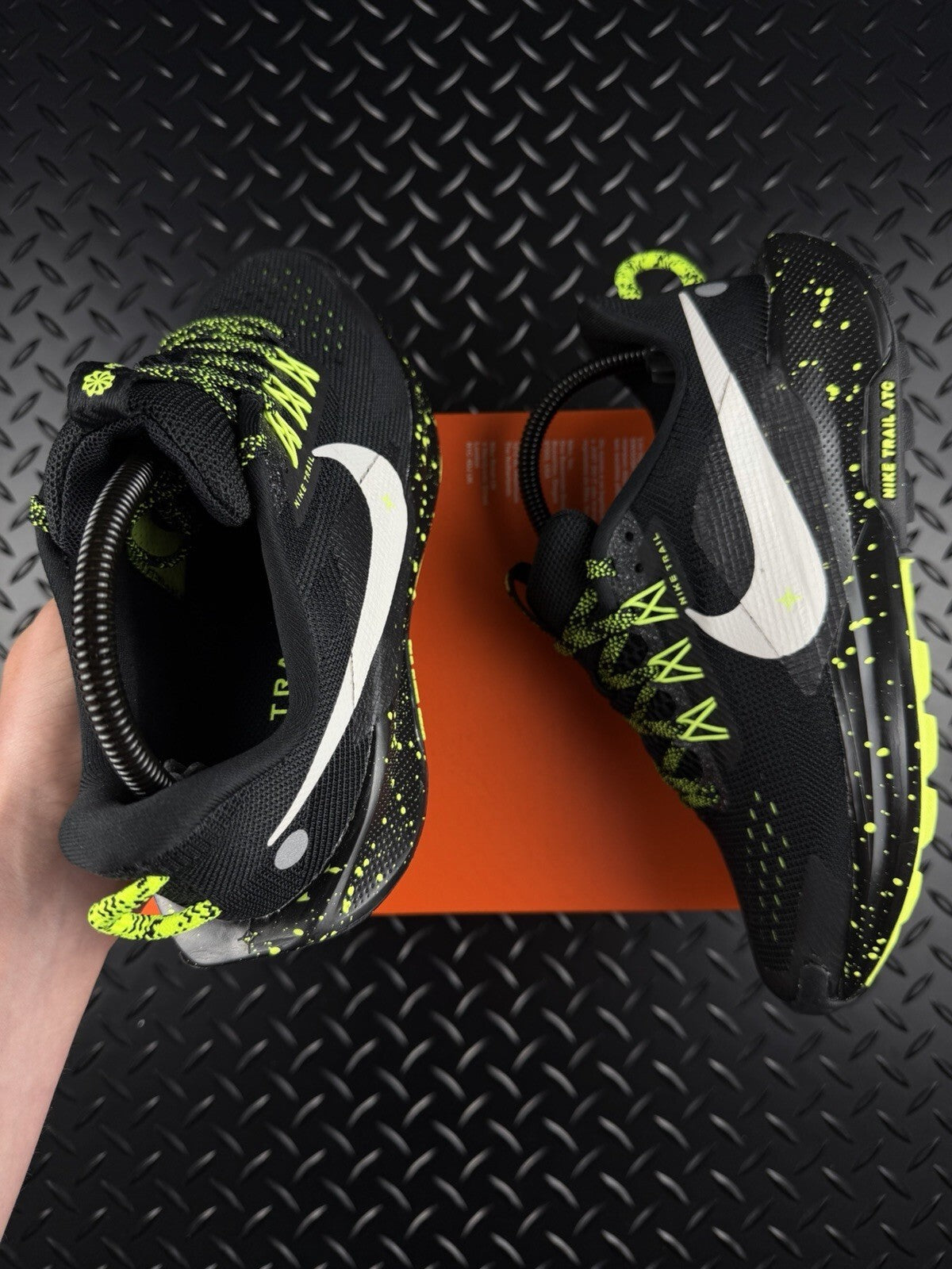 Nike Pegasus Trail 5 ‘Phantom Volt’ Running Trainers Brand New Size UK 5