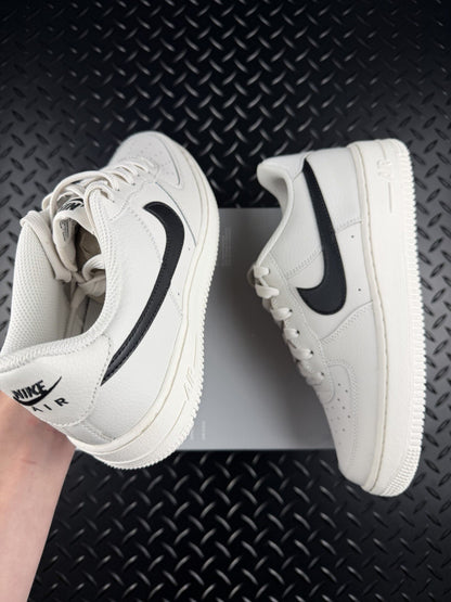 Nike Air Force 1 ESS+ ‘Black White’ Brand New 100% Authentic GS Size UK 5.5