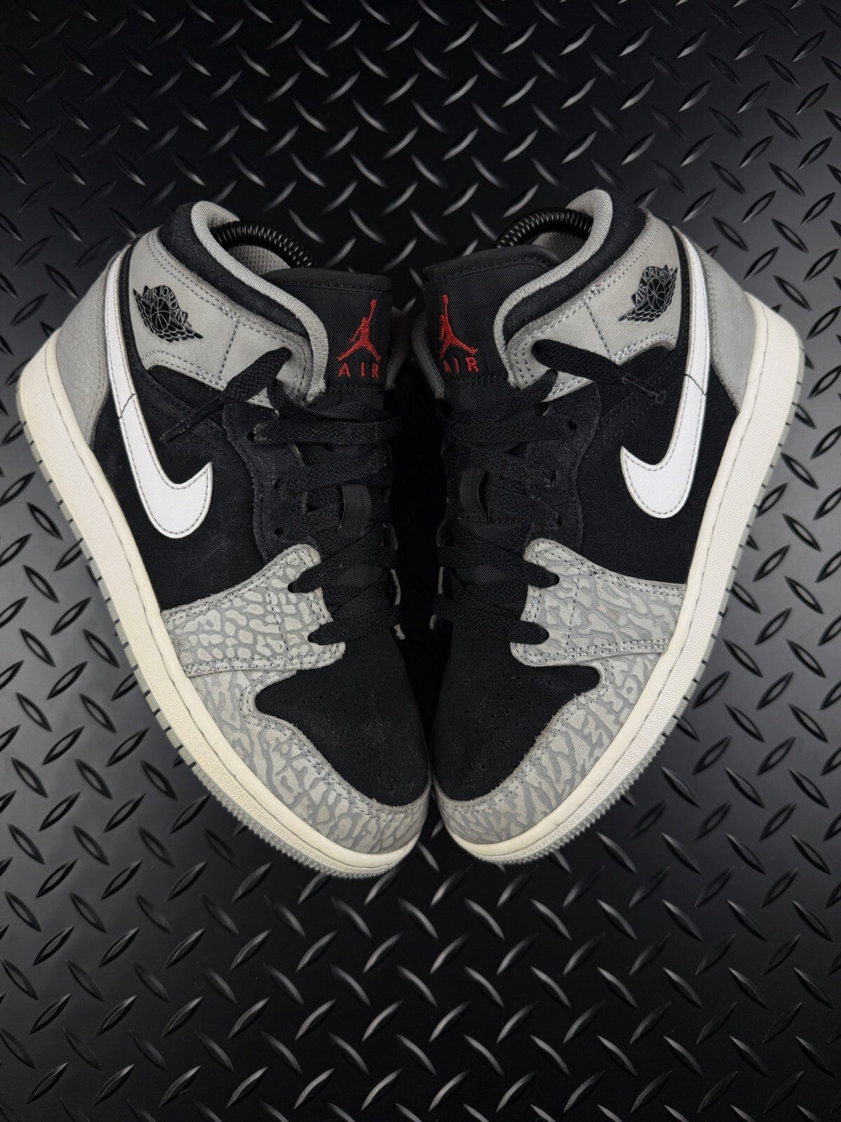 Nike Air Jordan 1 Mid ‘Smoke Grey Black’ 100% Authentic GS Size UK 4
