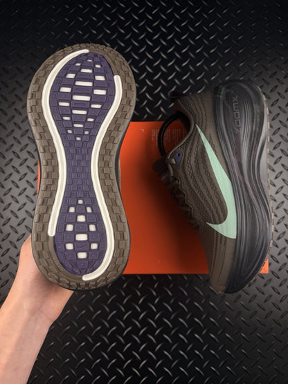 Nike Vomero Plus ‘Itonstone Sail’ Running Trainers Brand New Women’s UK 5.5