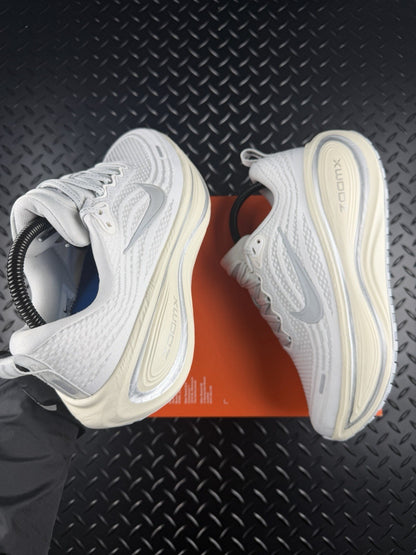 Nike Vomero Plus ‘Platinum Tint’ Running Trainers £175 RRP Brand New WMNS UK 5.5