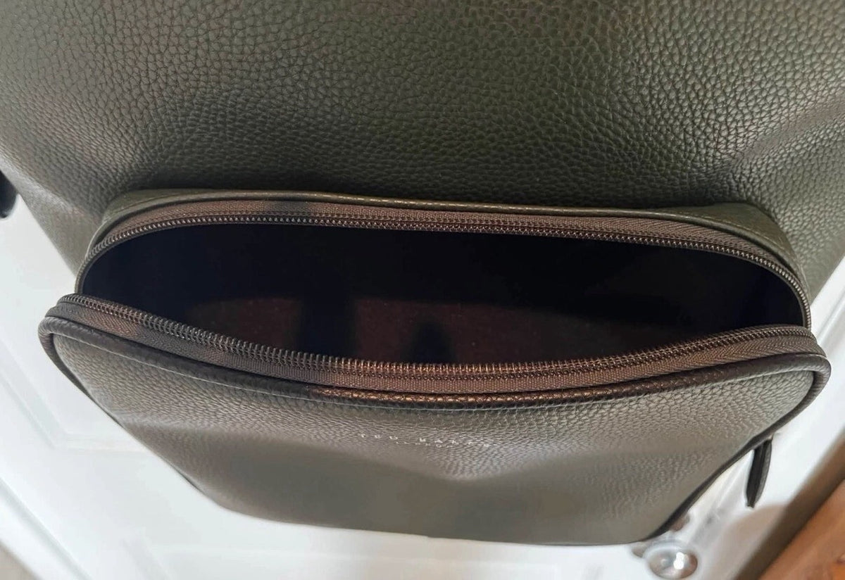 Ted Baker London Dark Green Leather £125RRP Backpack Rucksack Bag New with Tags