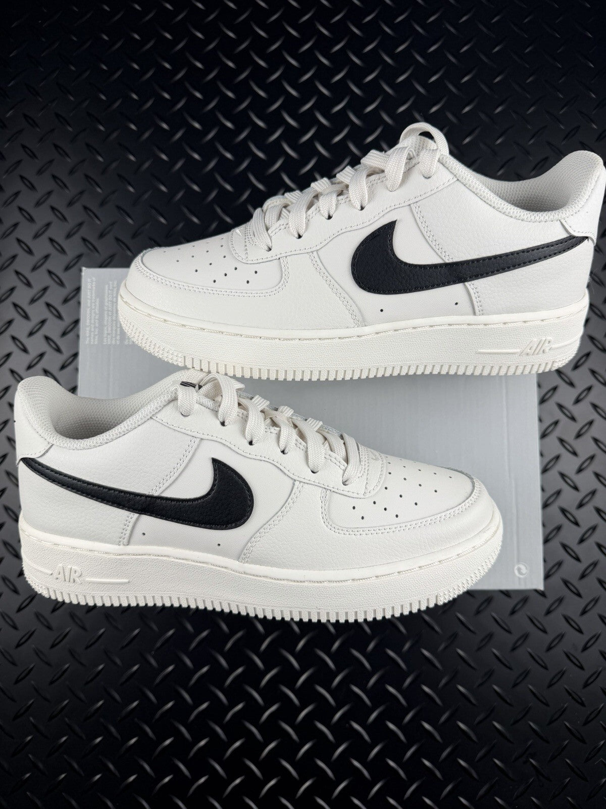 Nike Air Force 1 ESS+ ‘Black White’ Brand New 100% Authentic GS Size UK 5.5