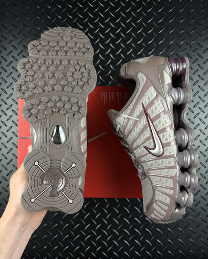 Nike Shox TL ‘Night Maroon’ Brand New 100% Authentic Trainers Mens Size UK 8