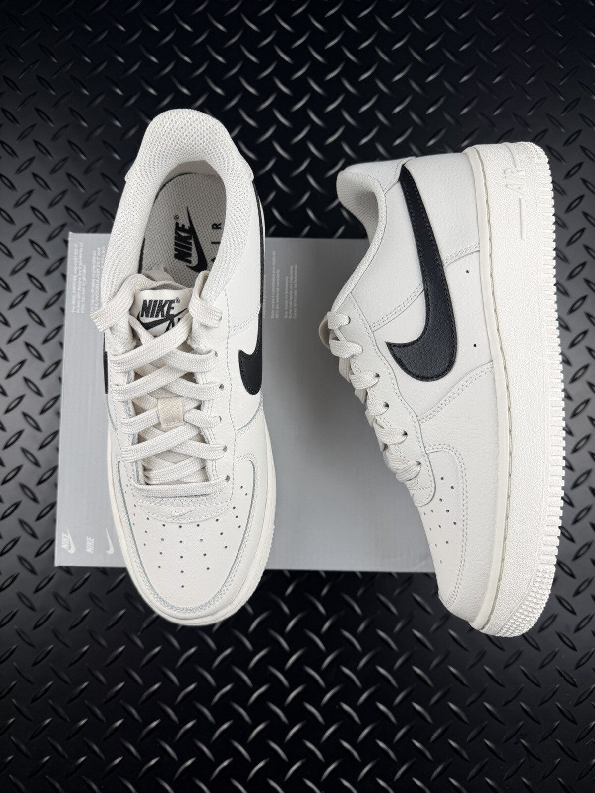 Nike Air Force 1 ESS+ ‘Black White’ Brand New 100% Authentic GS Size UK 5.5