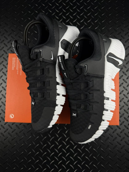 Nike Free Metcon 5 Hyperlift Gym Trainers ‘Black White’ Brand New Women’s UK 4