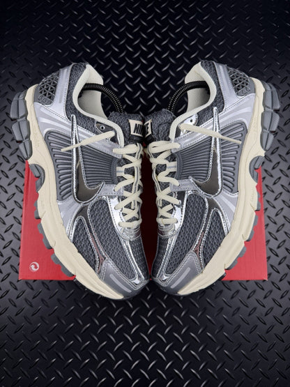 Nike Zoom Vomero 5 ‘Iron Grey Chrome’ Brand New 100% Authentic Size UK 7.5