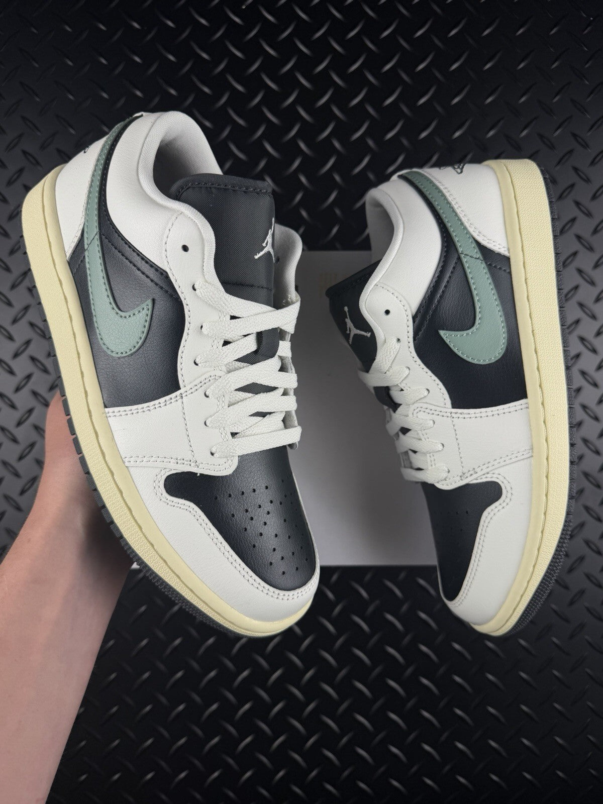 Nike Air Jordan 1 Low ‘Jade Smoke Sail’ Brand New 100% Authentic WMNS Size UK 6
