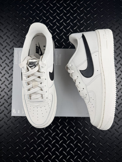 Nike Air Force 1 ESS+ ‘Black White’ Brand New 100% Authentic GS Size UK 5.5