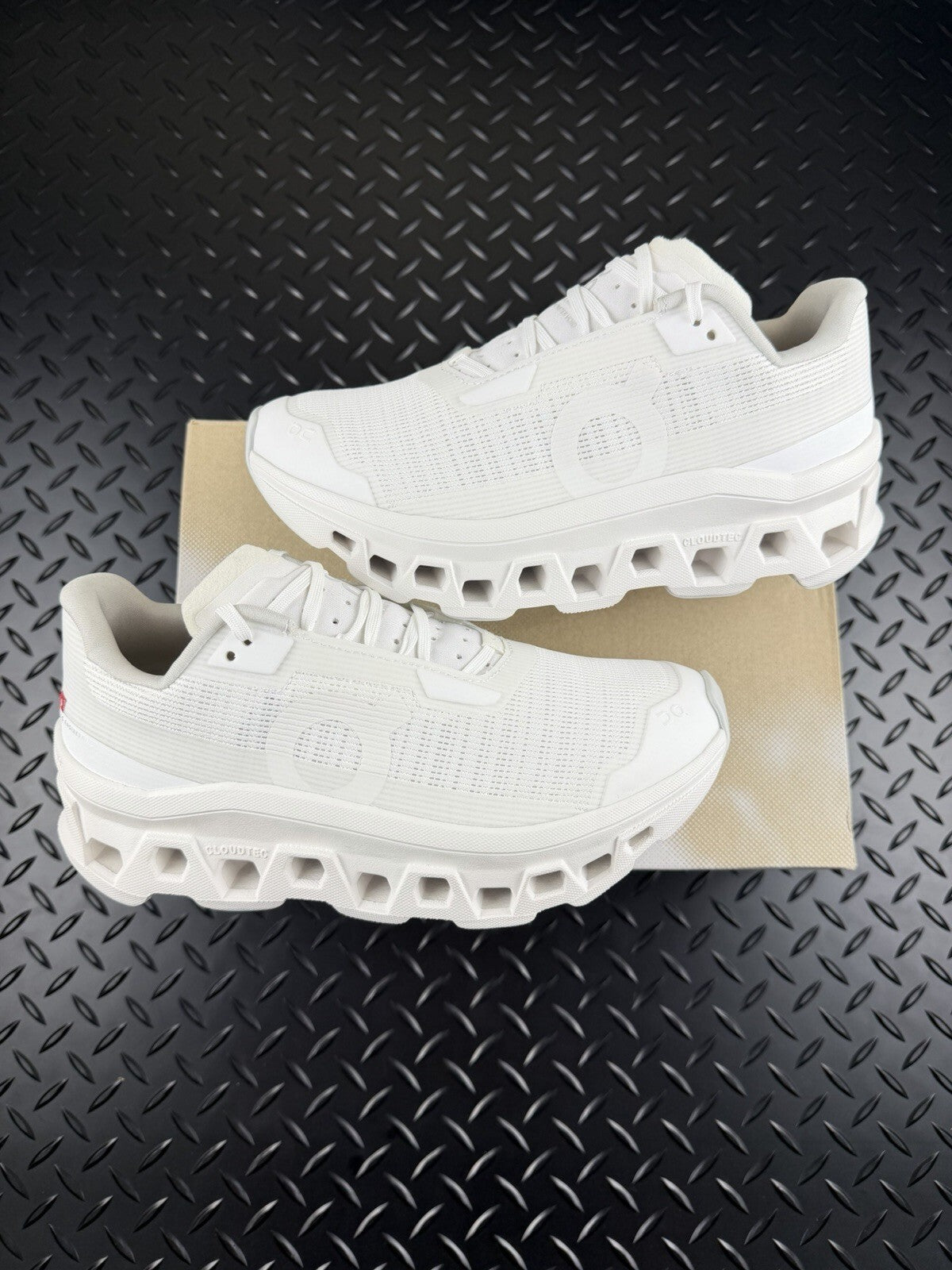 On Cloud Monster Void Running Trainers ‘Bone White’ Authentic Brand New UK 5
