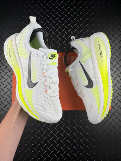 Nike Vomero 18 ‘Barely Volt’ Running/Lifestyle Trainers Brand New WMNS Size UK 5