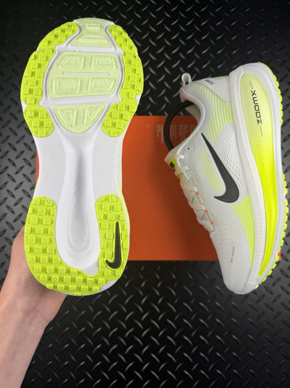 Nike Vomero 18 ‘Barely Volt’ Running/Lifestyle Trainers Brand New WMNS Size UK 5