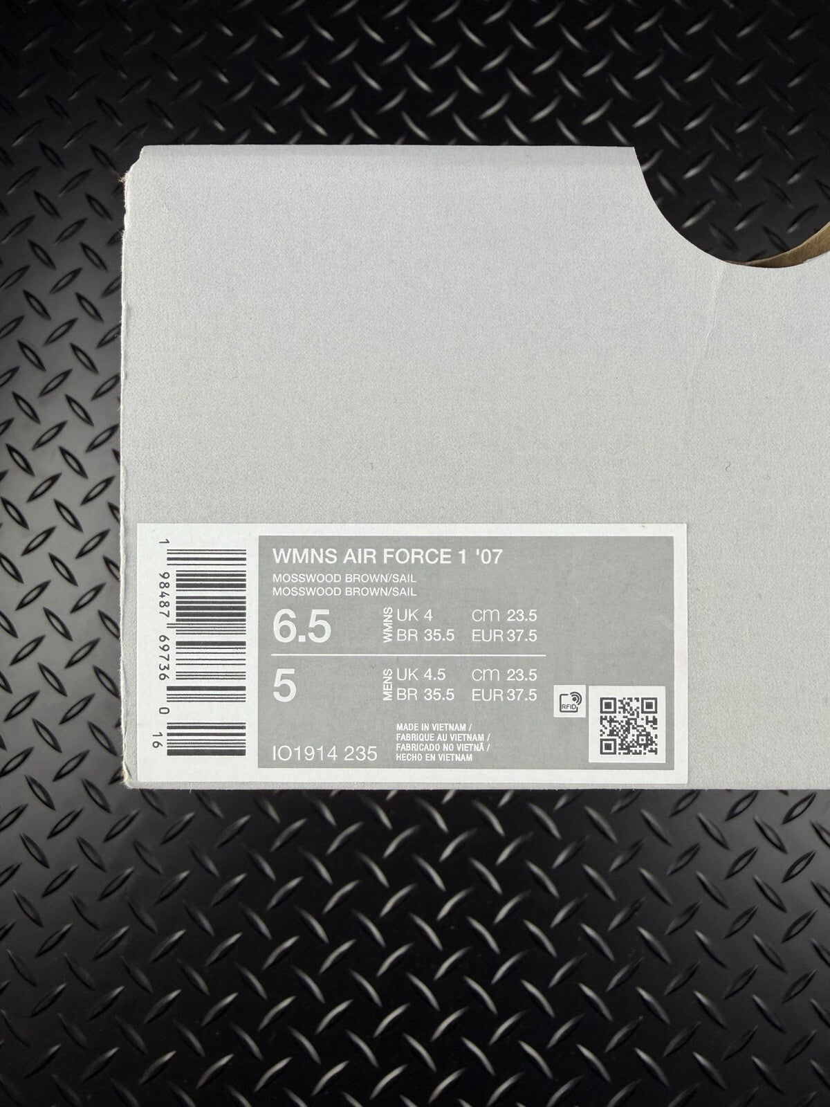 Nike Air Force 1 07 ‘Mosswood Brown’ Brand New 100% Authentic WMNS Size UK 4