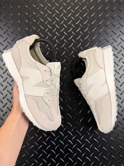 New Balance 327 Pearl White Suede Women’s Size UK 5 Great Condition Authentic