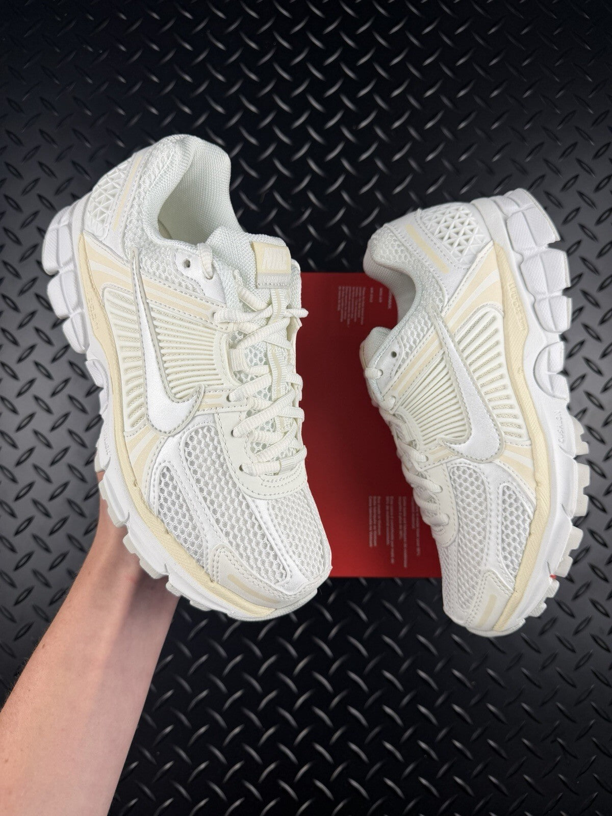 Nike Zoom Vomero 5 ‘Summit White’ Brand New 100% Authentic Women’s Size UK 4