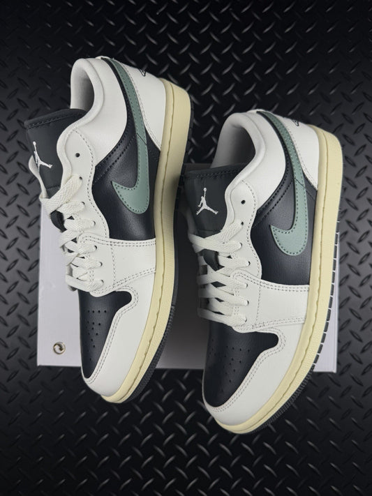 Nike Air Jordan 1 Low ‘Jade Smoke Sail’ Brand New 100% Authentic WMNS Size UK 6