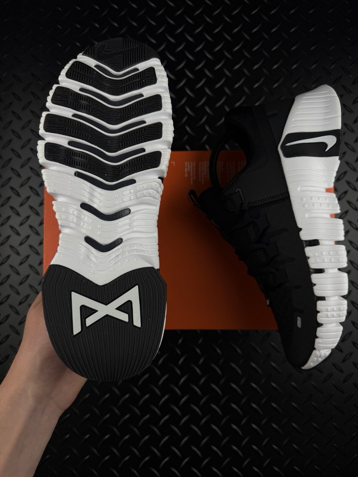Nike Free Metcon 5 Hyperlift Gym Trainers ‘Black White’ Brand New Women’s UK 4