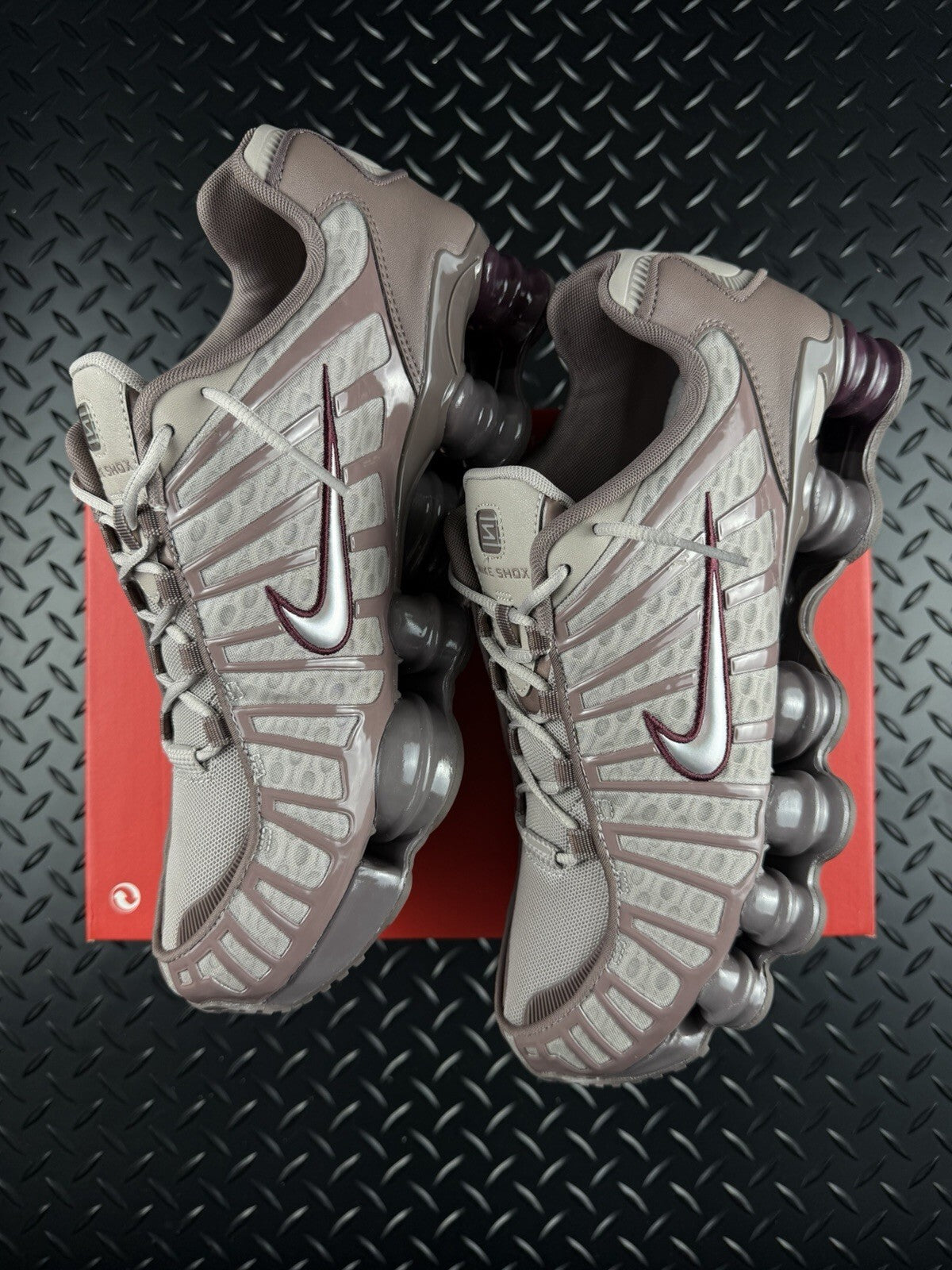 Nike Shox TL ‘Night Maroon’ Brand New 100% Authentic Trainers Mens Size UK 8.5
