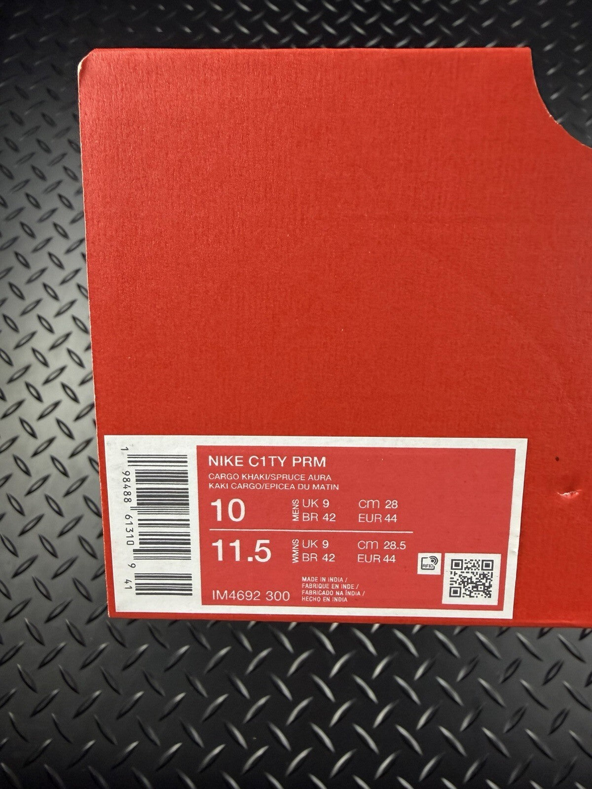 Nike City Cordura PRM ‘Cargo Khaki’ Brand New 100% Authentic Size UK 9