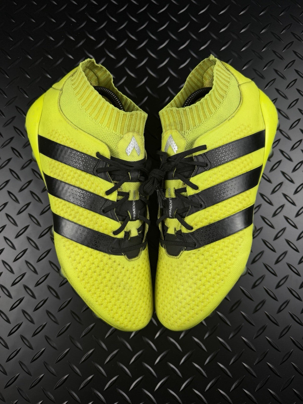 adidas Predator 18+ FG Solar Yellow / Core Black 2018 Prime Knit Men’s UK 8.5