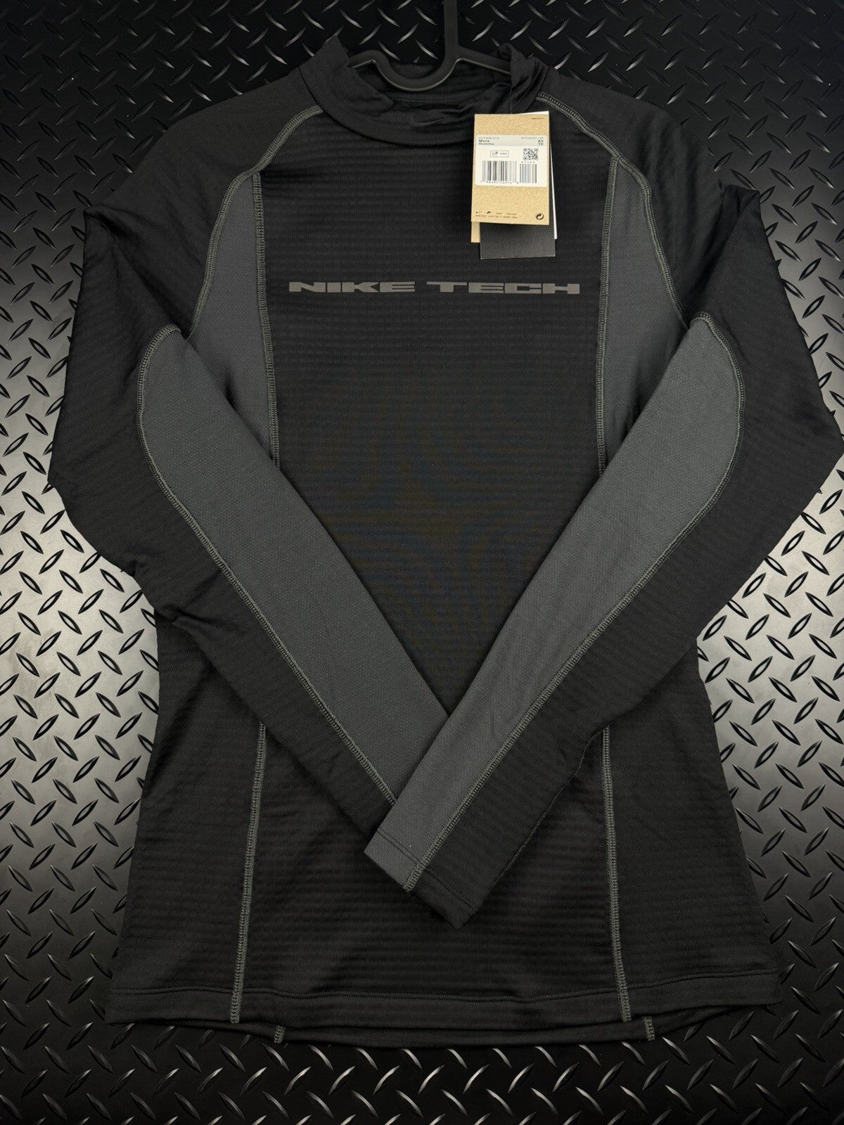 Nike Tech Fleece Long Sleeve Training Base Layer Fitted Top BNWT Mens Size XS