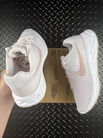 Nike Revolution 6 NN Lifestyle/Running Trainers Light Rose Brand New WMNS UK 4