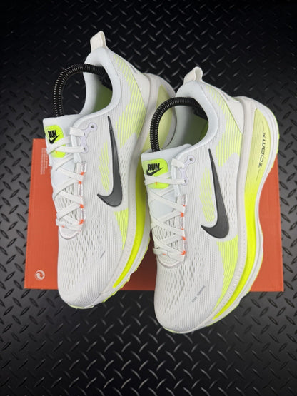 Nike Vomero 18 ‘Barely Volt’ Running/Lifestyle Trainers Brand New WMNS Size UK 5