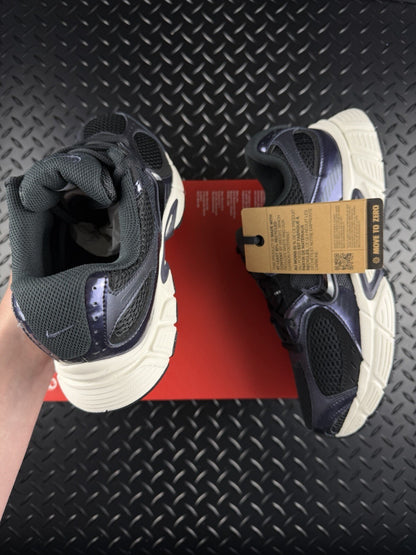 Nike V5 RNR ‘Black Gridiron’ Brand New 100% Authentic Trainers Size UK 7