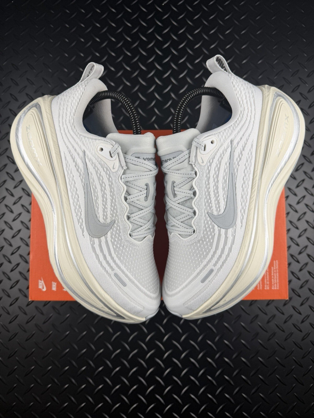 Nike Vomero Plus ‘Platinum Tint’ Running Trainers £175 RRP Brand New WMNS UK 5