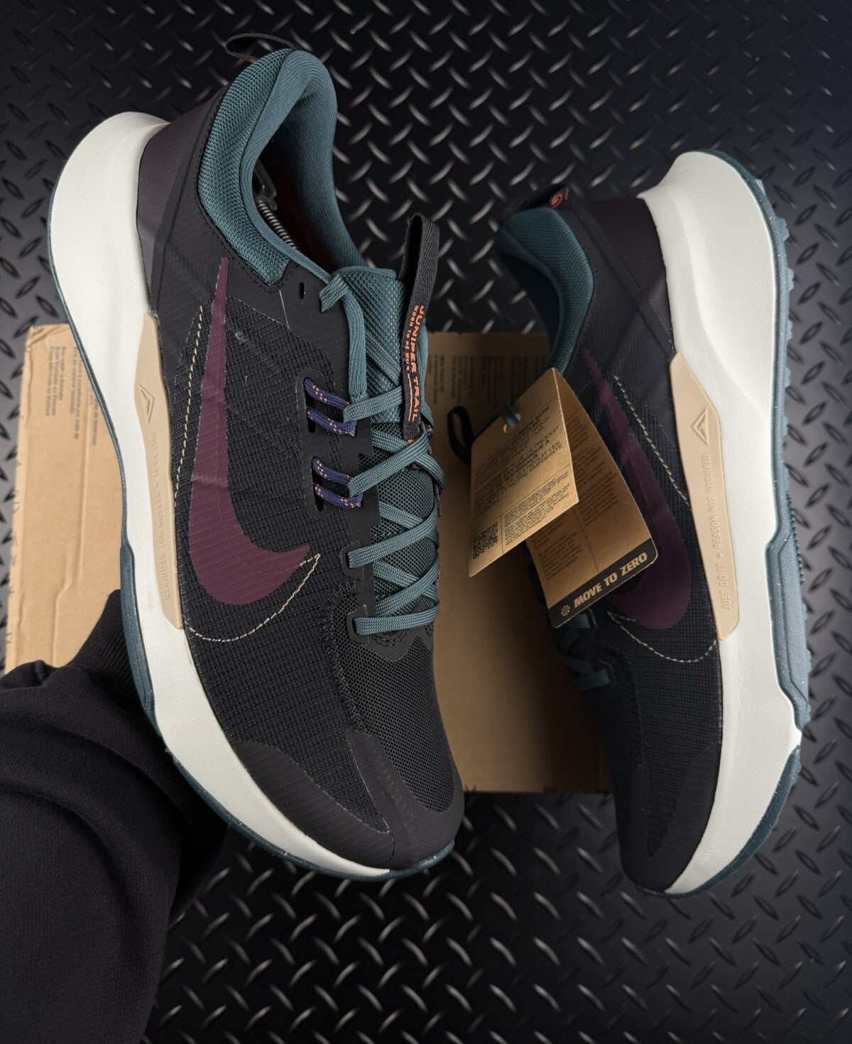 Nike Juniper Trail 2 Running Trainers ‘Black Teal’ Brand New Men’s Size UK 12