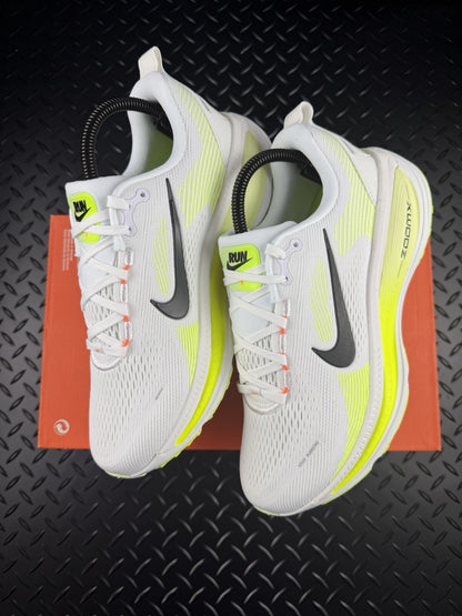 Nike Vomero 18 ‘Barely Volt’ Running/Lifestyle Trainers Brand New WMNS Size UK 5