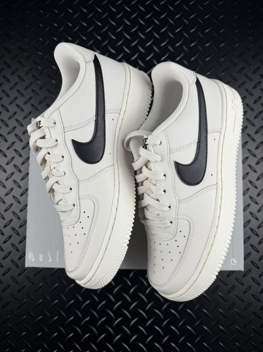 Nike Air Force 1 ESS+ ‘Black White’ Brand New 100% Authentic GS Size UK 5.5