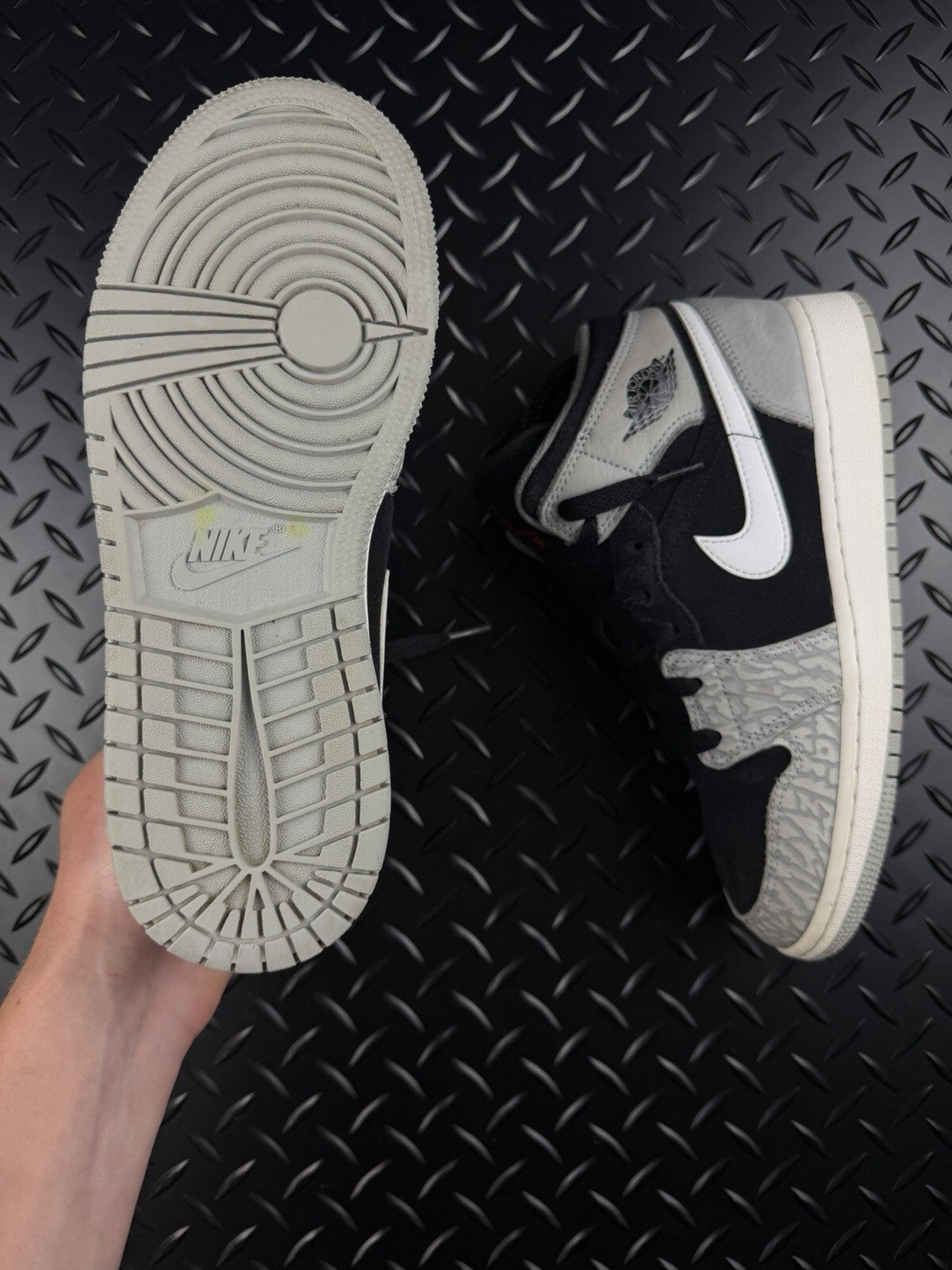 Nike Air Jordan 1 Mid ‘Smoke Grey Black’ 100% Authentic GS Size UK 4