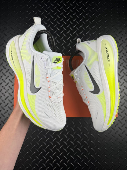 Nike Vomero 18 ‘Barely Volt’ Running/Lifestyle Trainers Brand New WMNS Size UK 6