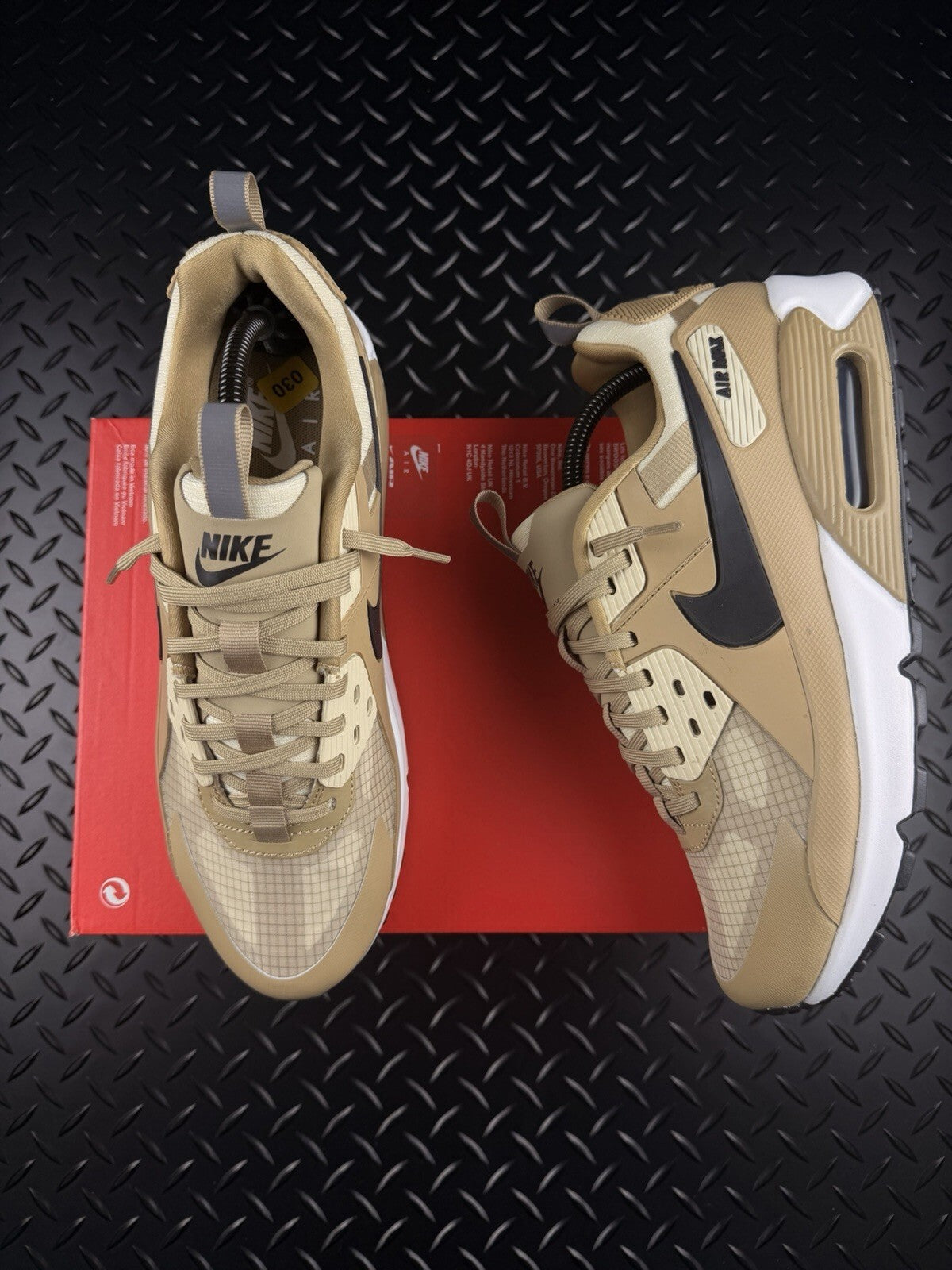 Nike Air Max 90 Drift ‘Sandstone Beige’ Brand New 100% Authentic Mens Size UK 10