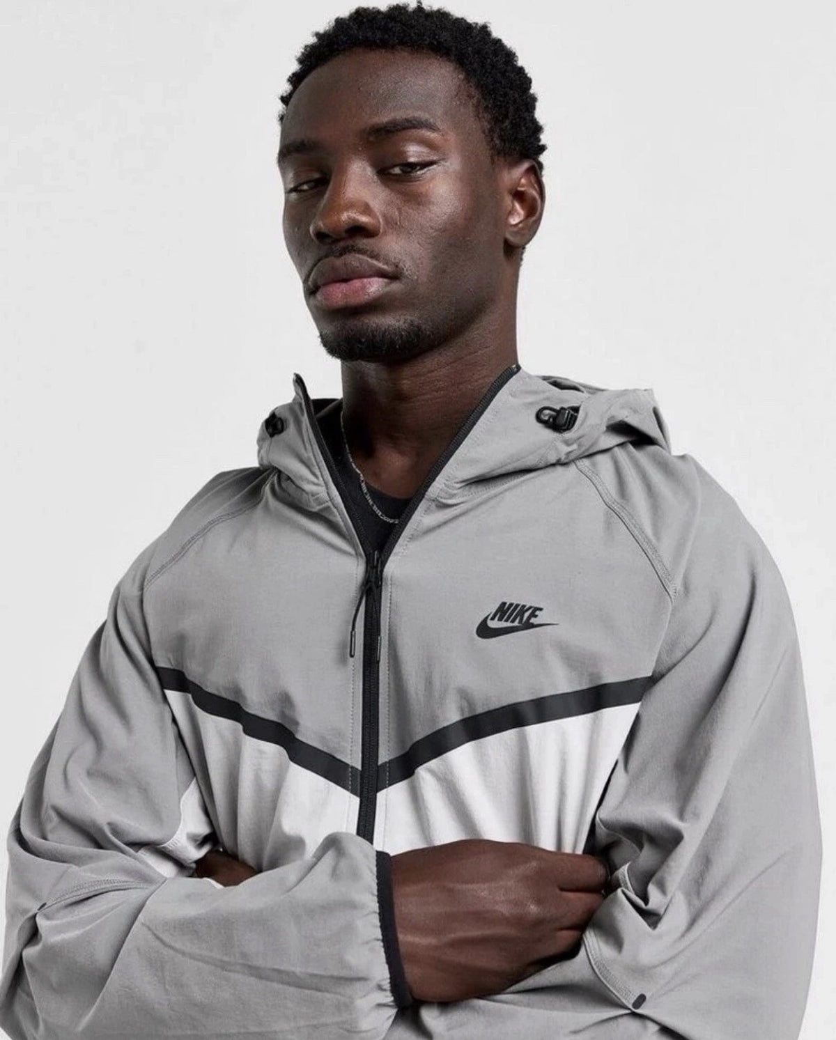 Nike Tech Woven Windbreaker Windrunner Jacket Light Iron Grey Medium HM7151-014