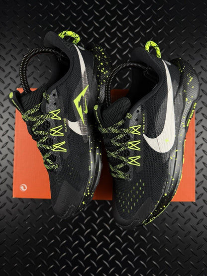Nike Pegasus Trail 5 ‘Phantom Volt’ Running Trainers Brand New Size UK 5