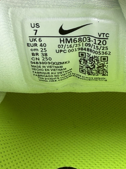 Nike Vomero 18 ‘Barely Volt’ Running/Lifestyle Trainers Brand New WMNS Size UK 6