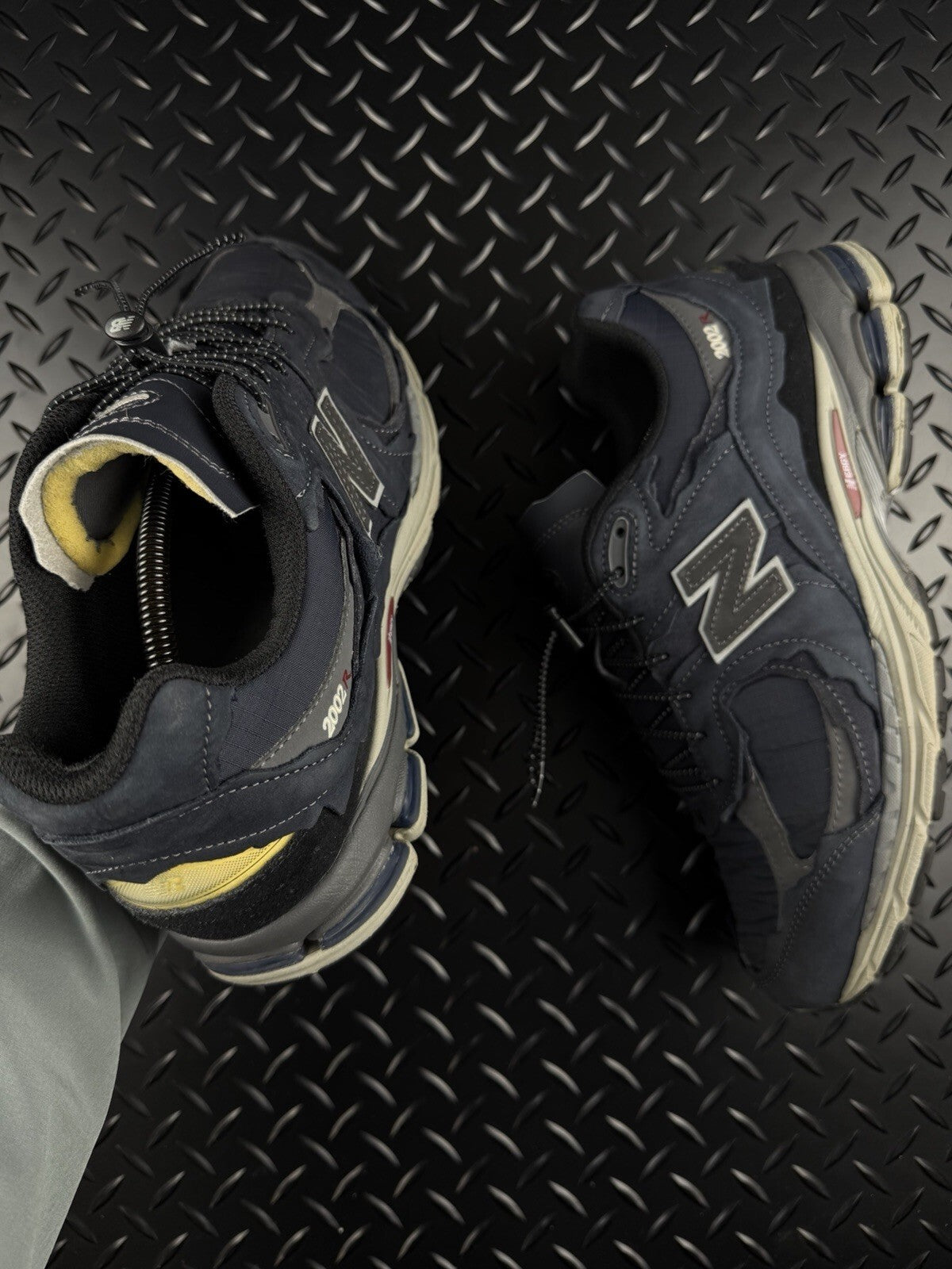 New Balance 2002R ‘Protection Pack’ Cargo Navy 100% Authentic Size UK 10.5
