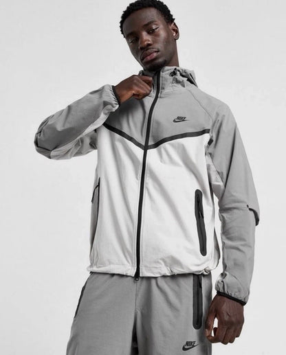 Nike Tech Woven Windbreaker Windrunner Jacket Light Iron Grey Medium HM7151-014
