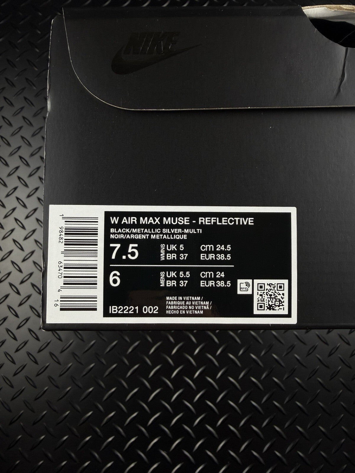 Nike Air Max Muse Reflective ‘Black Metallic Silver’ 100% Authentic WMNS UK 5