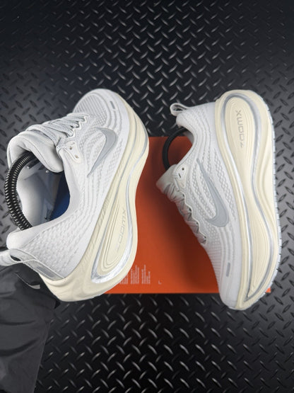 Nike Vomero Plus ‘Platinum Tint’ Running Trainers £175 RRP Brand New WMNS UK 5.5
