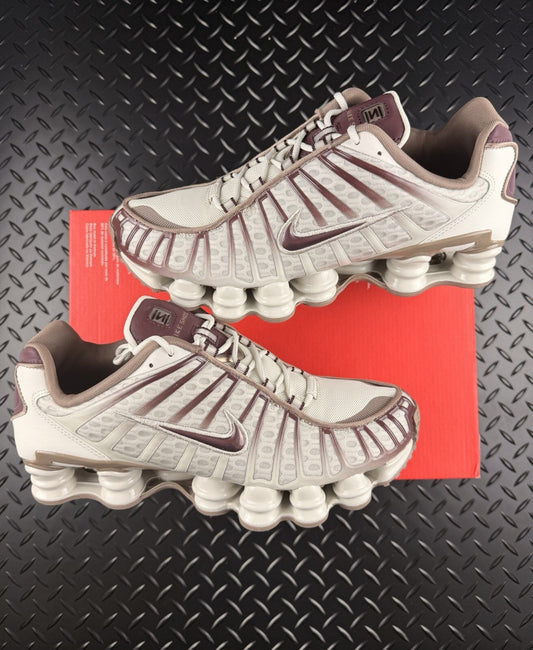 Nike Shox TL ‘Light Bone Burgundy Crush’ £165 RRP Brand New WMNS Size UK 7