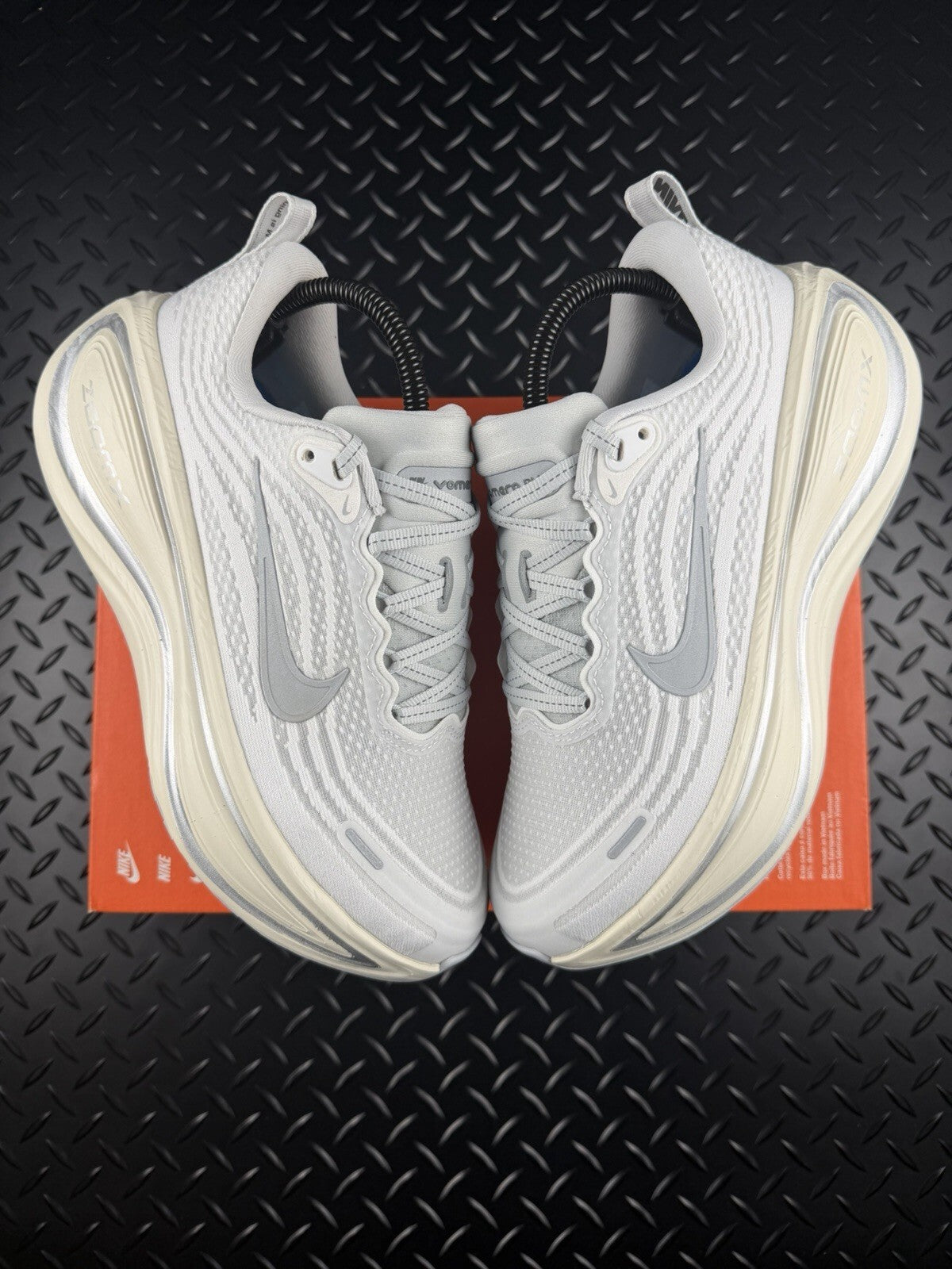 Nike Vomero Plus ‘Platinum Tint’ Running Trainers £175 RRP Brand New WMNS UK 5.5