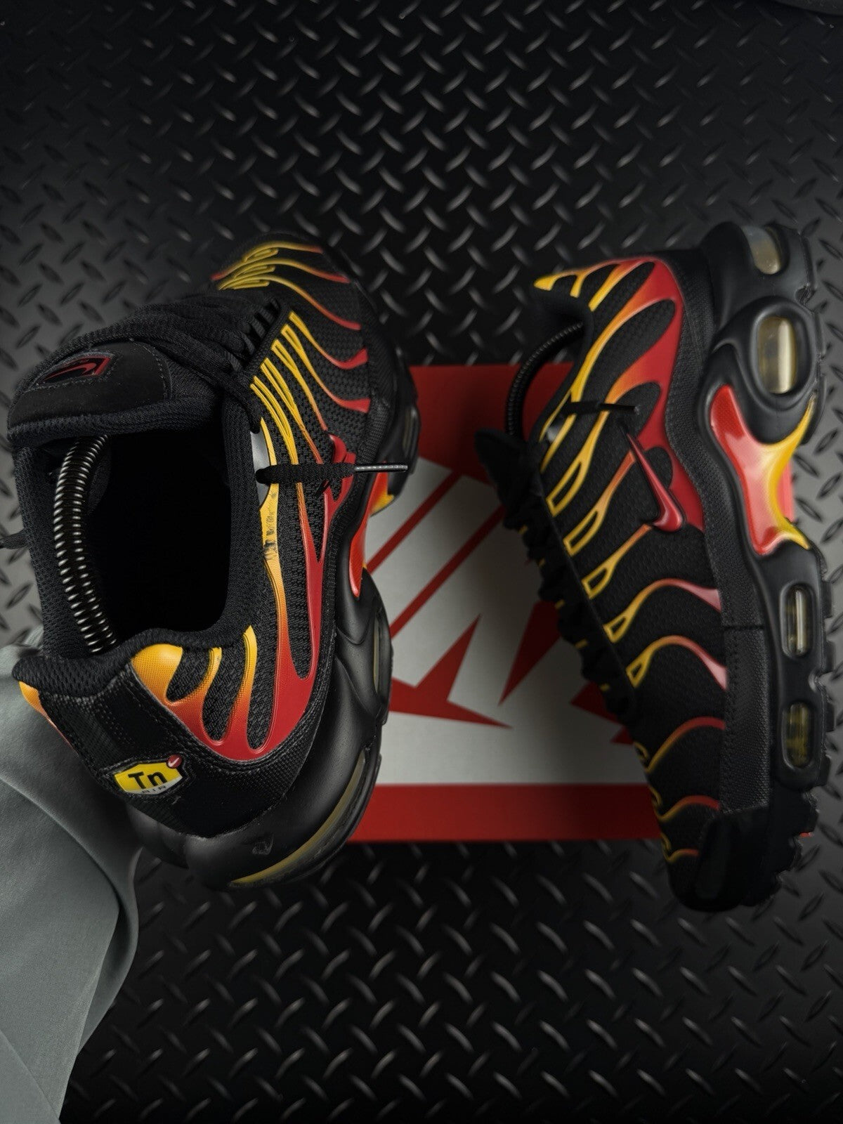 Nike Air Max Plus TN ‘Black University Red’ £175 RRP Brand New UK 8 - Full Box