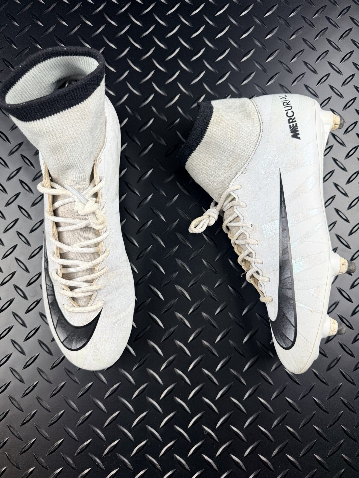 Nike Club Mercurial Superfly CR7 Soft Ground Pearl White Size UK 7