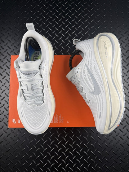 Nike Vomero Plus ‘Platinum Tint’ Running Trainers £175 RRP Brand New WMNS UK 5.5