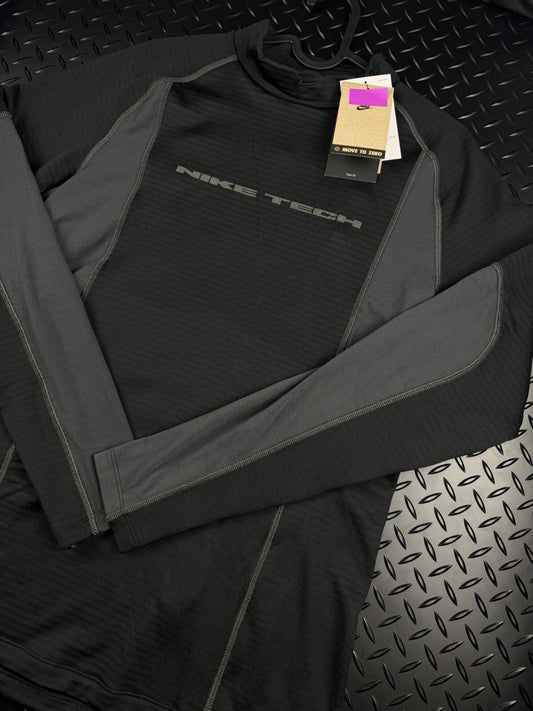 Nike Tech Fleece Long Sleeve Training Base Layer Fitted Top BNWT Men Size Medium